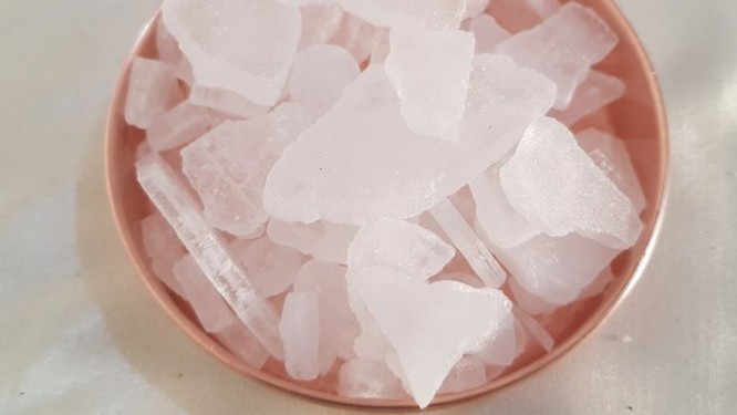 Pachaikarpooram / பச்சைக்கற்பூரம்